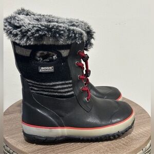 Bogs Arcata Cozy Plaid Winter Boots